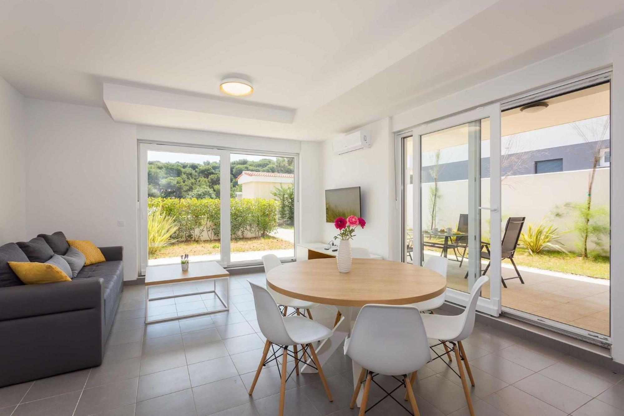 Apartments At Villa Frida 프레멘투라 외부 사진