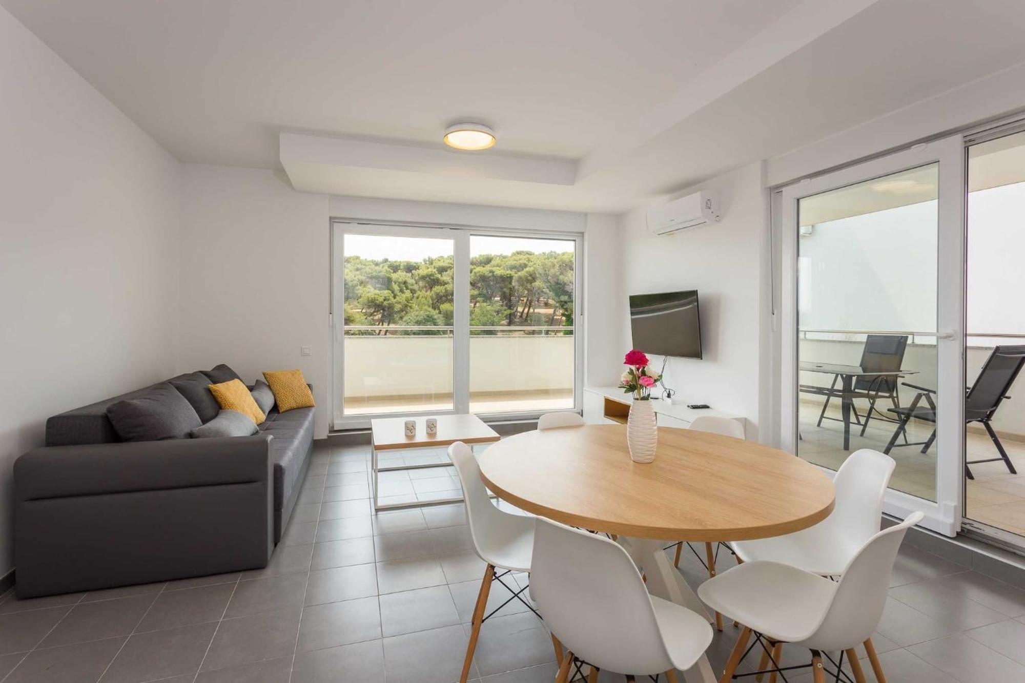 Apartments At Villa Frida 프레멘투라 외부 사진