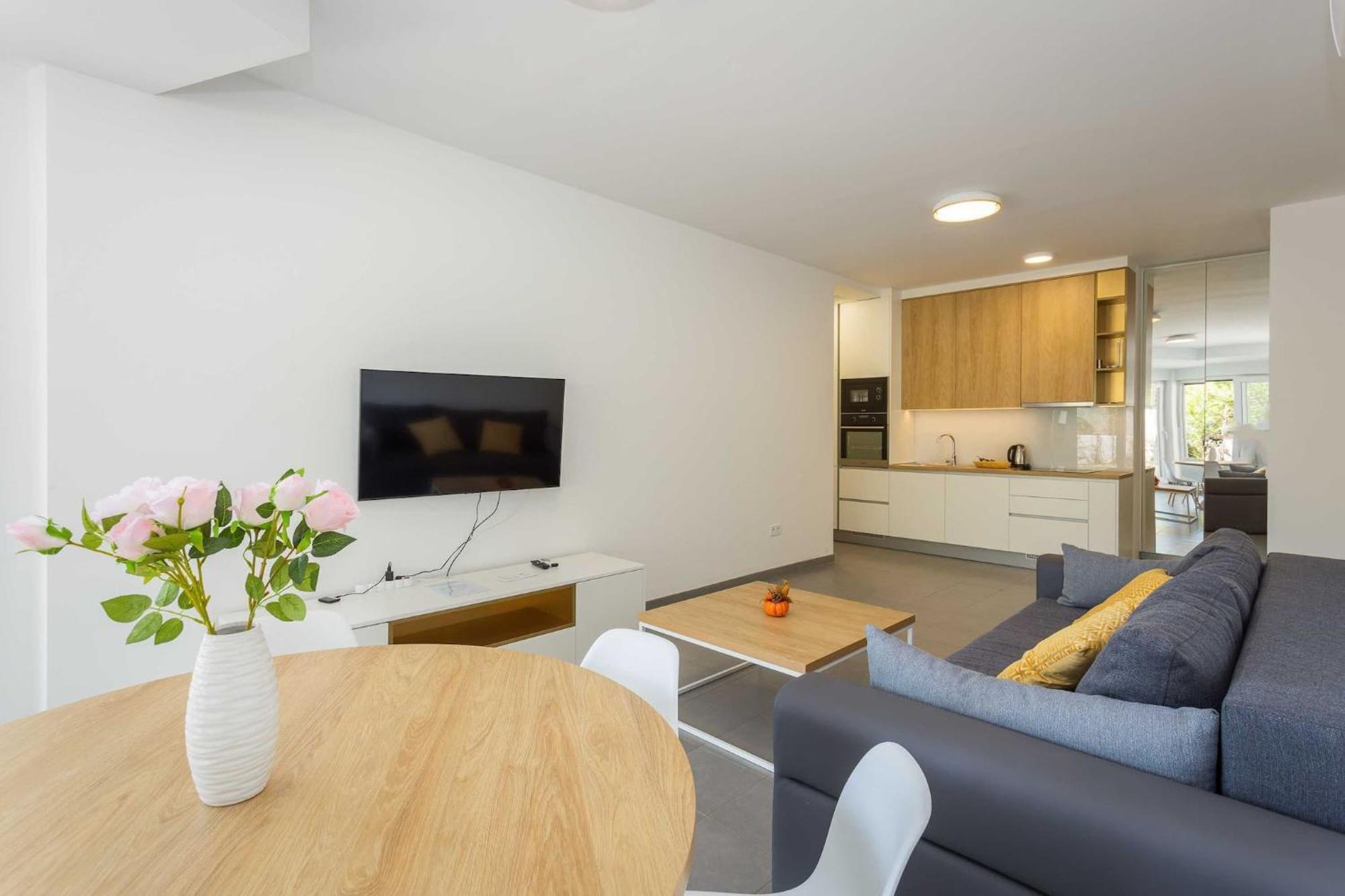 Apartments At Villa Frida 프레멘투라 외부 사진
