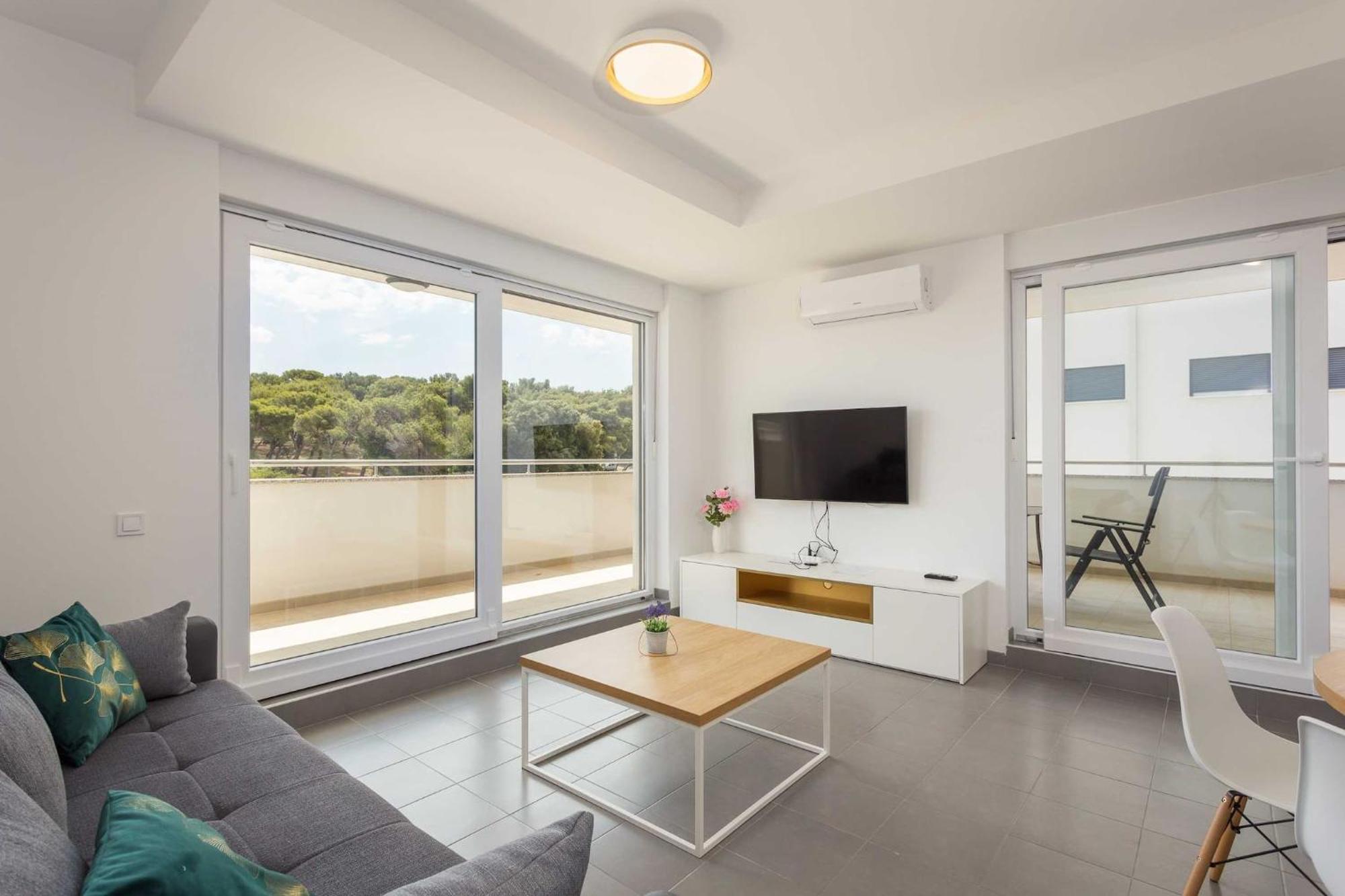 Apartments At Villa Frida 프레멘투라 외부 사진