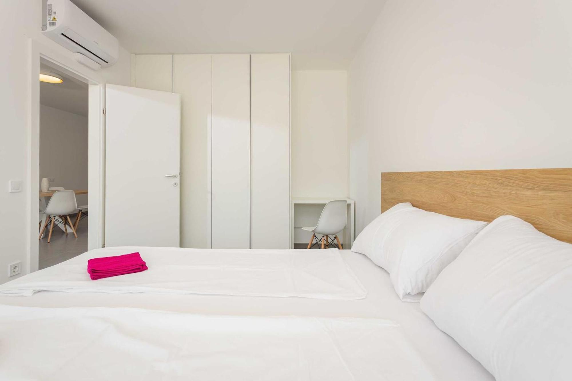 Apartments At Villa Frida 프레멘투라 외부 사진